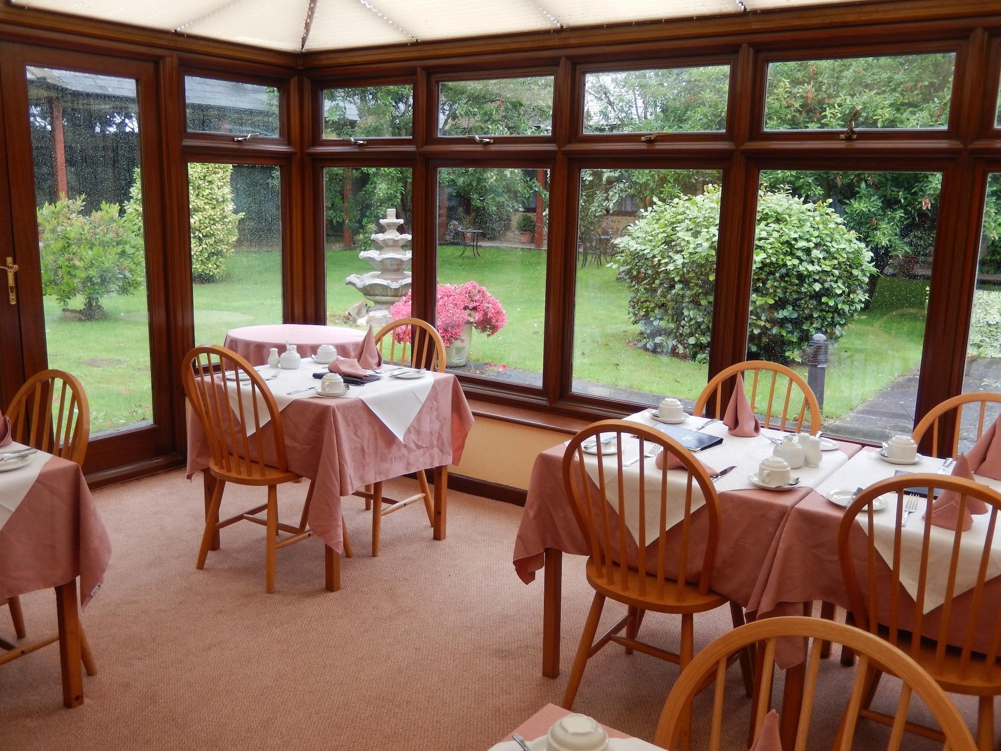 Cottage Guest House ヒースロー レストラン 写真